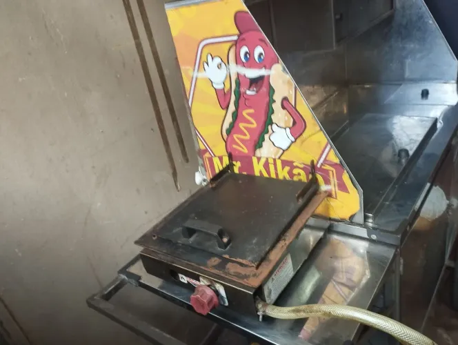 Carrinho de cachorro-quente/churrasco 