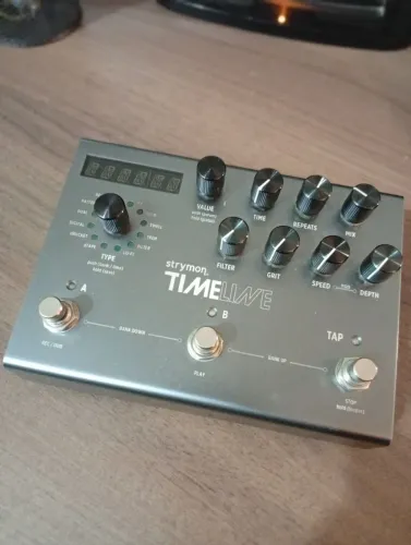 Pedal Timeline da Strymon