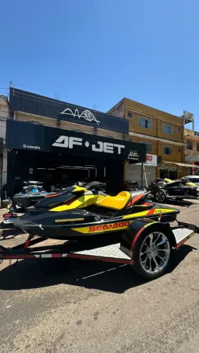 Jet ski GTR 215 todo revisado/só água doce /com carreta Premium nas aro 22