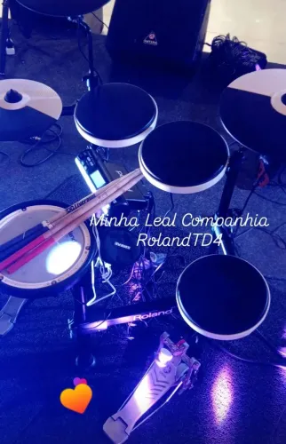 Roland Td4 Pra sair logo!