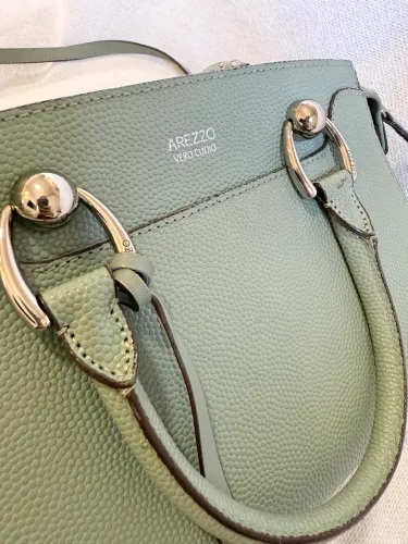 BOLSA COURO AREZZO