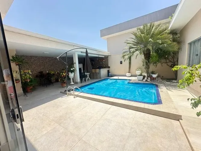 Linda casa 4/4 no Bairro Anápolis City