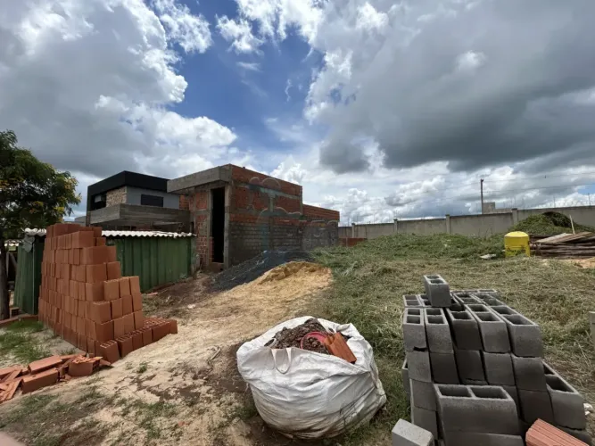 Terreno de 250m² à venda em condomínio - Quinta da Mata
