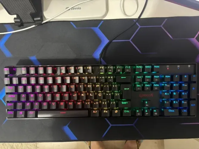 Teclado Gamer Redragon Mitra RGB (Semi Novo)