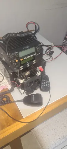 Radio vhf