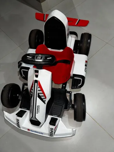 Vendo Carrinho Elétrico 12V