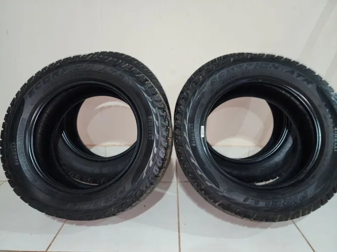 Jogo de pneus Pirelli Scorpion ATR aro 15
