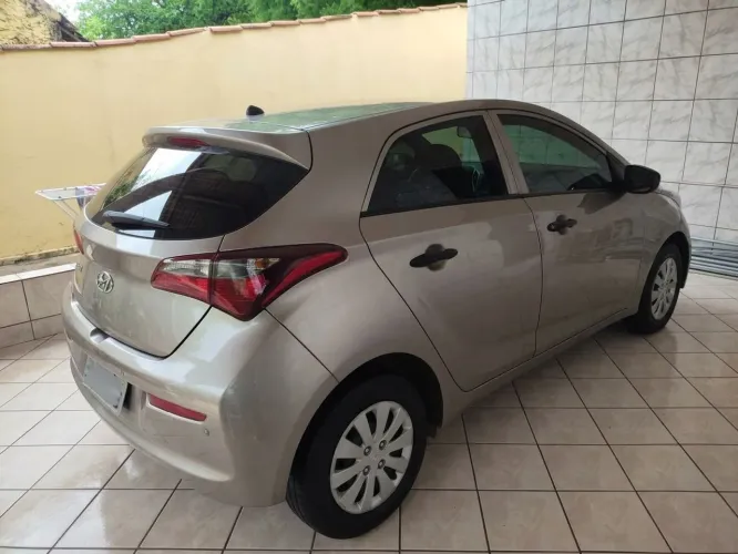 Hyundai HB20 Unique 1.0 Flex 12V Mec. 2019