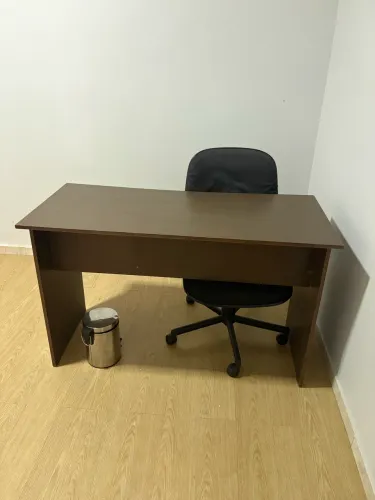 Vendo mesa de escritório com gaveteiro