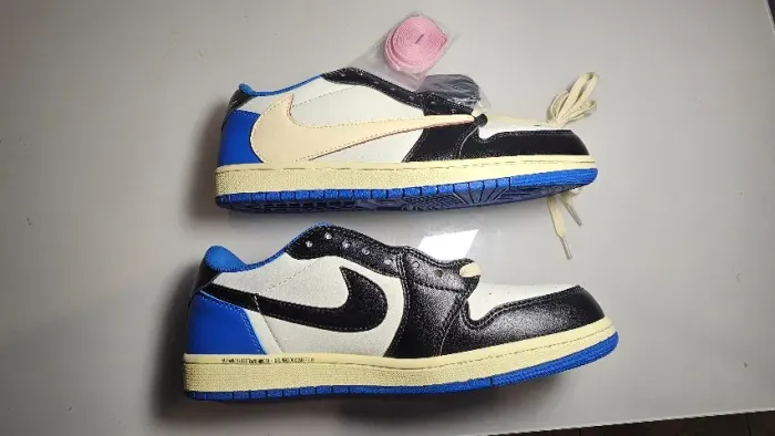 Tenis Jordan 1 Low Travis Scott x Fragment