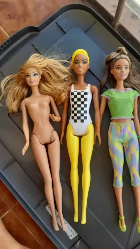 Lote de bonecas Barbies