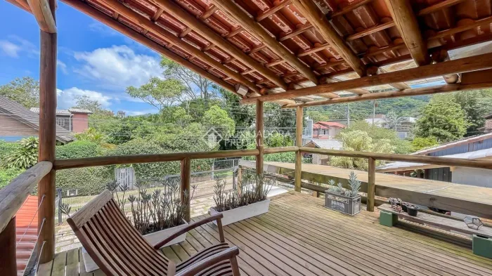 Casa aconchegante em meio a natureza