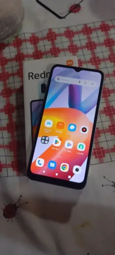 Redmi A2 64GB - Caixa e Carregador + Bateria 97,5% (Praticamente Nova)