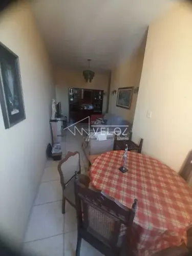 Apartamento - / Residencial / Centro
