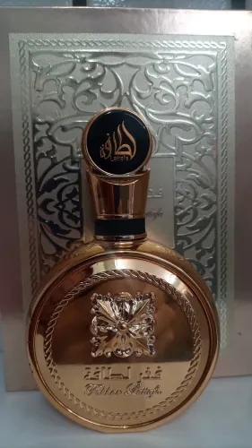 PERFUME ARABE FAKHAR GOLD 100 ML, EXCELENTE FRAGRÂNCIA.