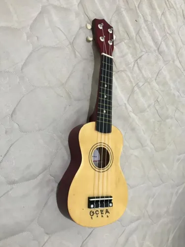 Ukulele Makanu Corda Náilon com kase