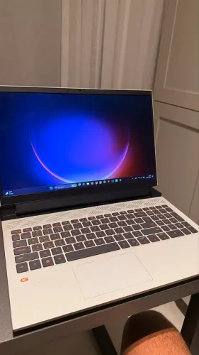 Dell G15 Ryzen 6800H - 16gb RAM - RTX 3050 Ti - 512gb 