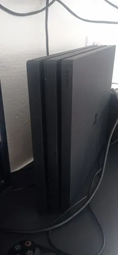 Playstation 4 PRO NOVO UNICO DONO, oportunidade única !