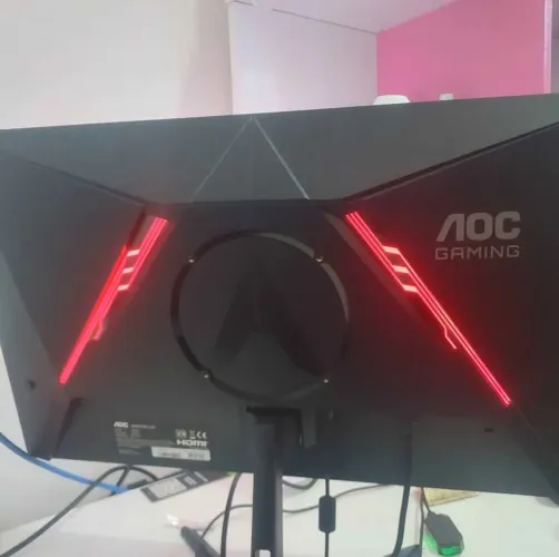?Monitor Gamer AOC 24G3E 23,8" IPS 180Hz 1ms Full HD - Impecável