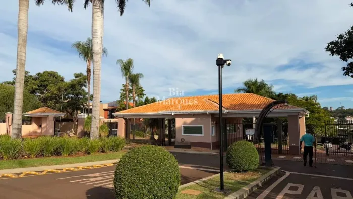 Terreno a venda no condominio Reserva Santa Luisa