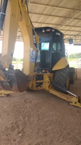 Vendo Retro Escavadeira CAT 416E 2013/14
