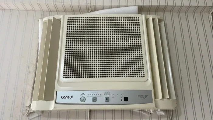 AR Condicionado tipo SPLIT, 7.500btu