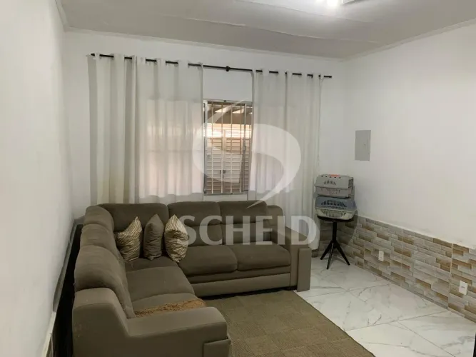 Alugo casa terrea 80m² 3 quartos 2 banheiros, 2 vagas de garagem!