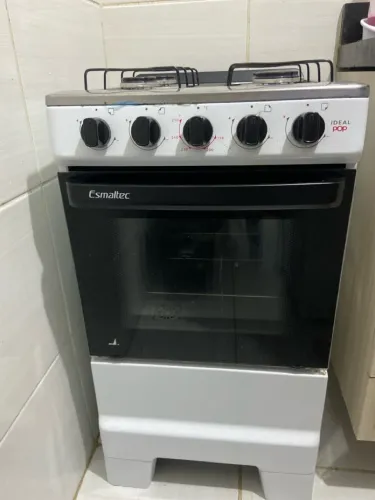 Vendo fogão semi novo 