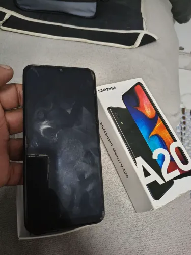 Samsung Galaxy A20