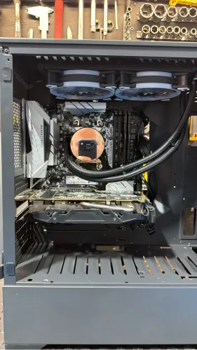PC GAMER 