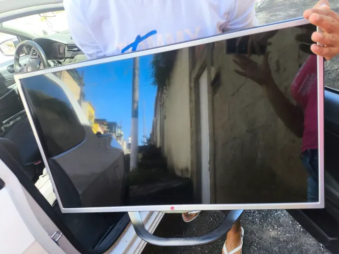 Tv LG LCD 32polegadas bivolt 