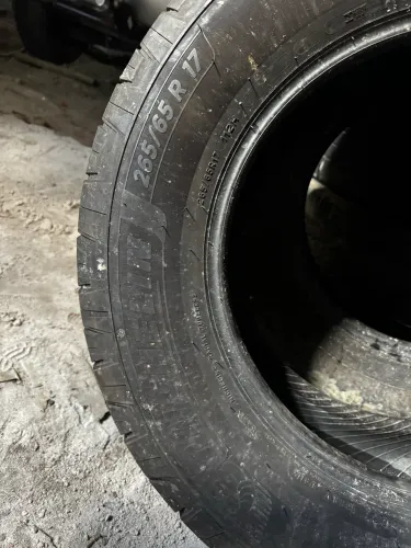 Pneu 265/65 17R