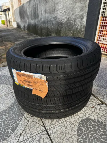Pneu good year aro 16 205/55