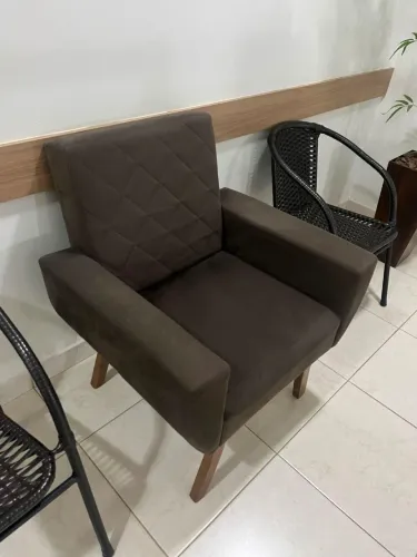 Poltrona semi nova