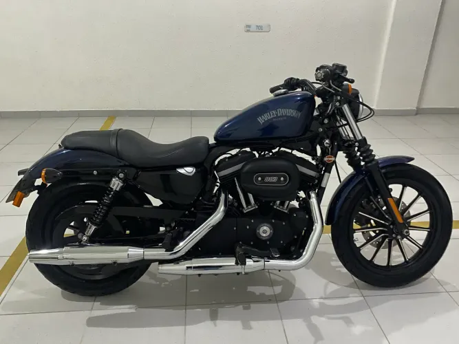 Iron 883 Harley Davidson