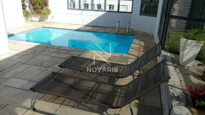 Duplex Mobiliado para Locação no Itaim Bibi.