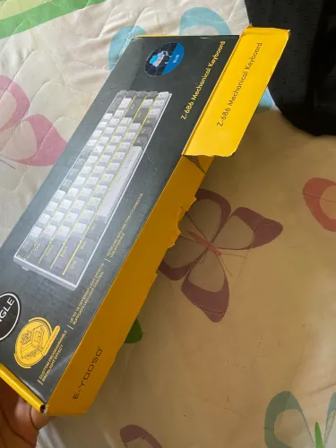Teclado 60% e yooso