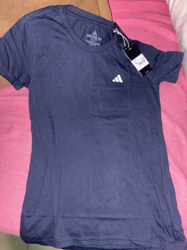 camiseta adidas feminina PP