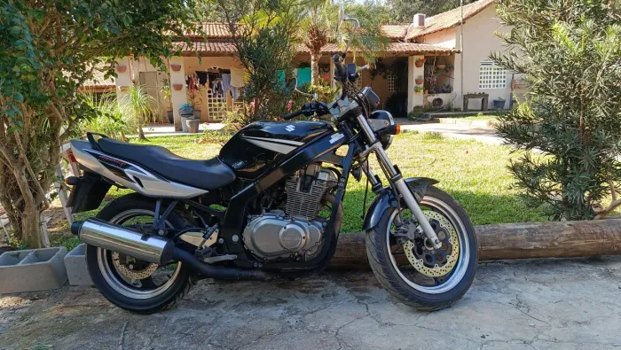 GS 500 2008