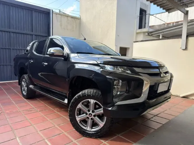 Mitsubishi L200 Triton Sport HPE 2.4 CD Diesel Aut. 2022