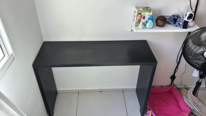 Penteadeira/ escrivaninha