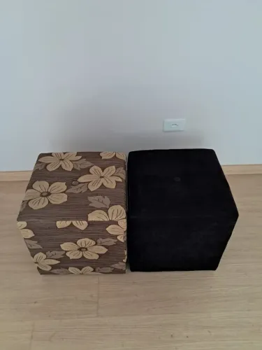 Puff preto e estampado