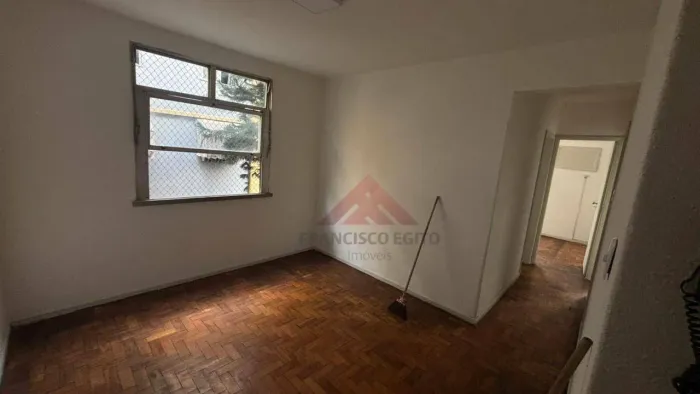 Apartamento com 3 dormitórios para alugar, 58 m² por R$ 2.285,00/mês - Largo do Barradas -