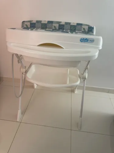 Banheira completa em excelente estado de conservação