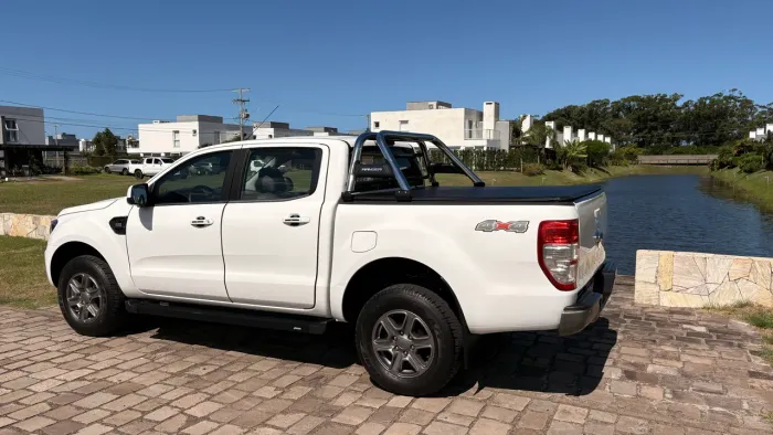 Ford Ranger XLS 2.2 4X2 CD Diesel Aut. 2019