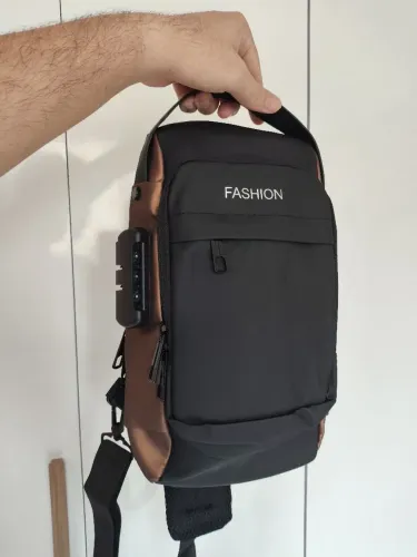 Mochila peitoral impermeável