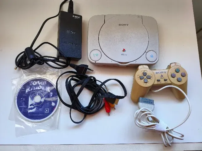 Playstation 1 - PS1 com controle original