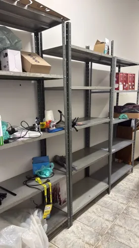 kit 3 prateleira de ferro novo em bom estado 