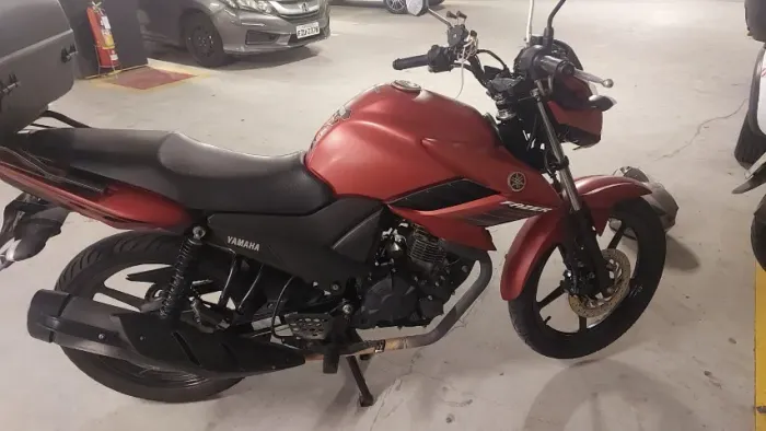 Yamaha Fazer 150cc Bom estado pneus novos