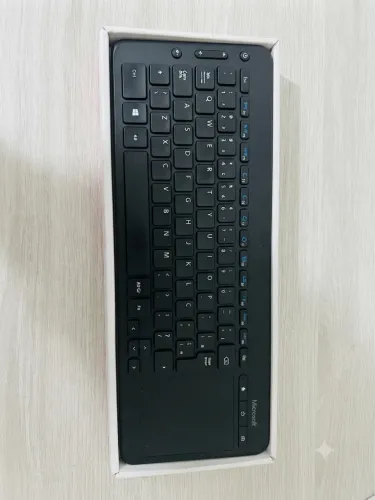 Teclado Microsoft All-in-One Media Keyboard + Touchpad | Caixa Original